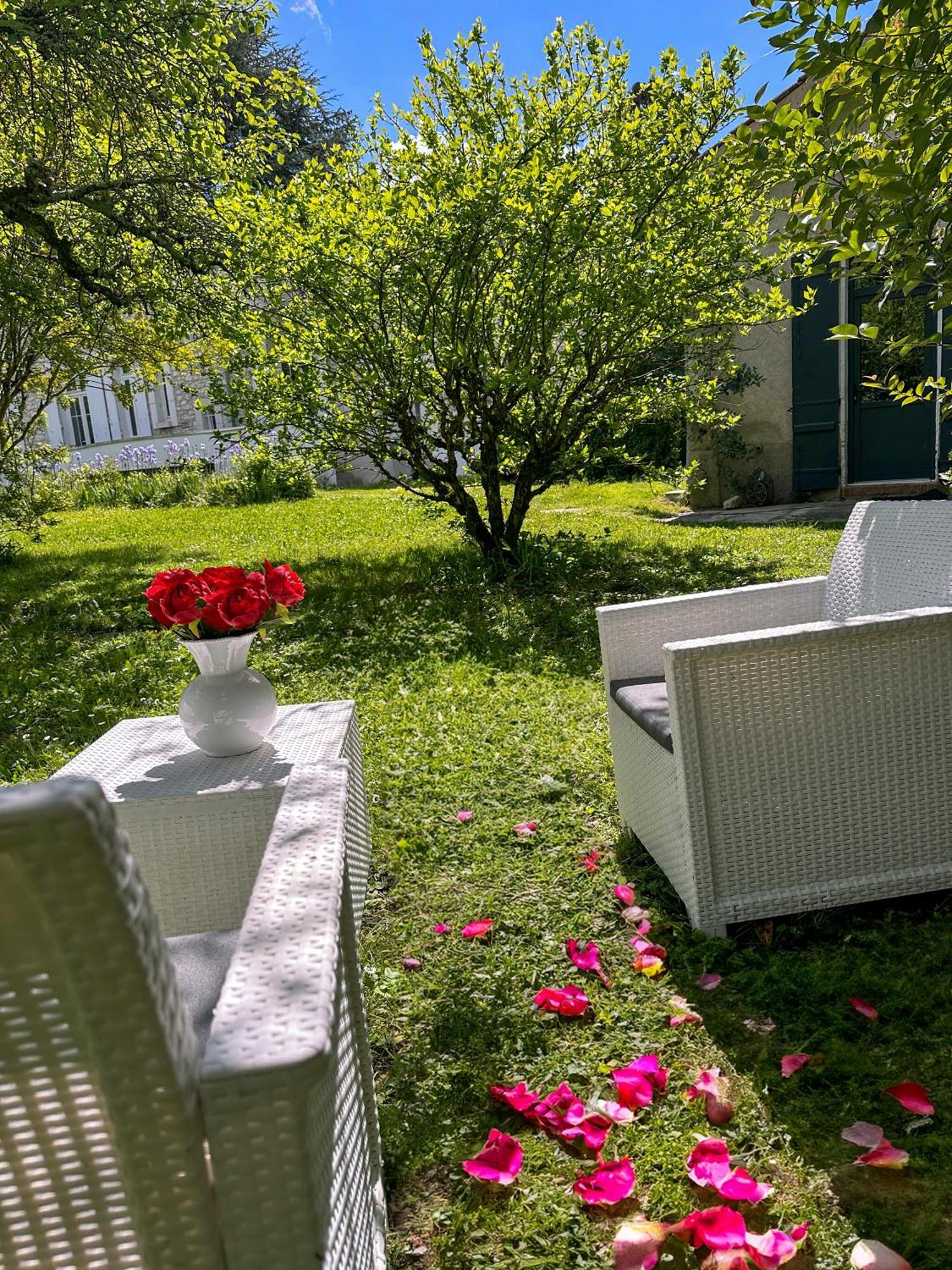 La Maison De Romance D'Hauterive فينوف سور لو المظهر الخارجي الصورة